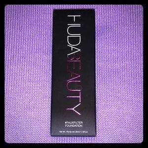 Huda Beauty Faux Filter Foundation